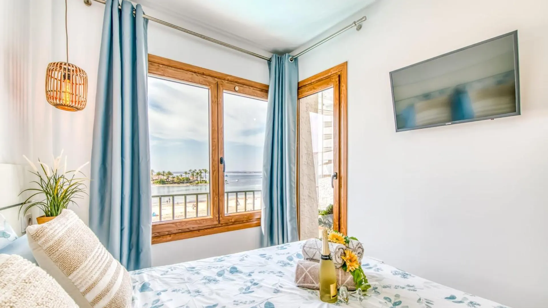 Beachfront Apartment With Sea Views Алькудия 0*,  Испания